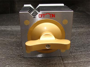 铸铁平台在汽车制造中的应用